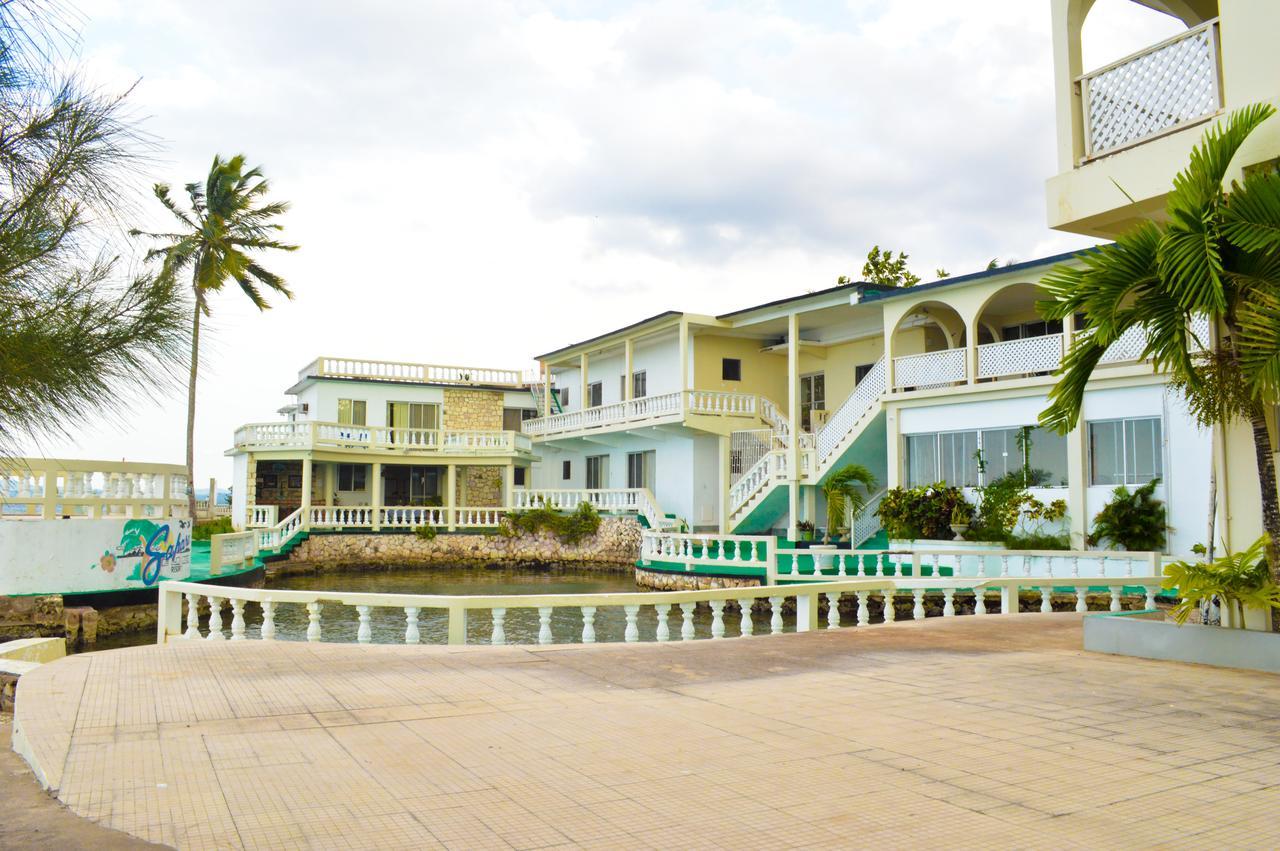 Sahara Dela Mer Inn Montego Bay Exterior photo